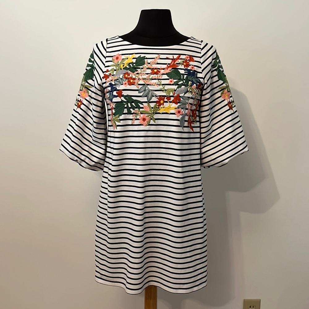 Gianni Bini Black/White Striped Shift Dress